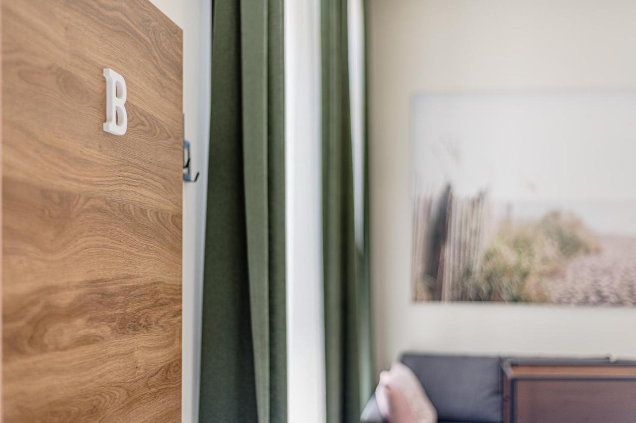 Simone Apartments マドリード エクステリア 写真
