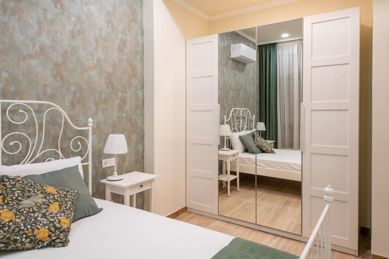 Simone Apartments マドリード エクステリア 写真