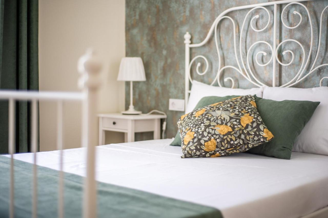 Simone Apartments マドリード エクステリア 写真